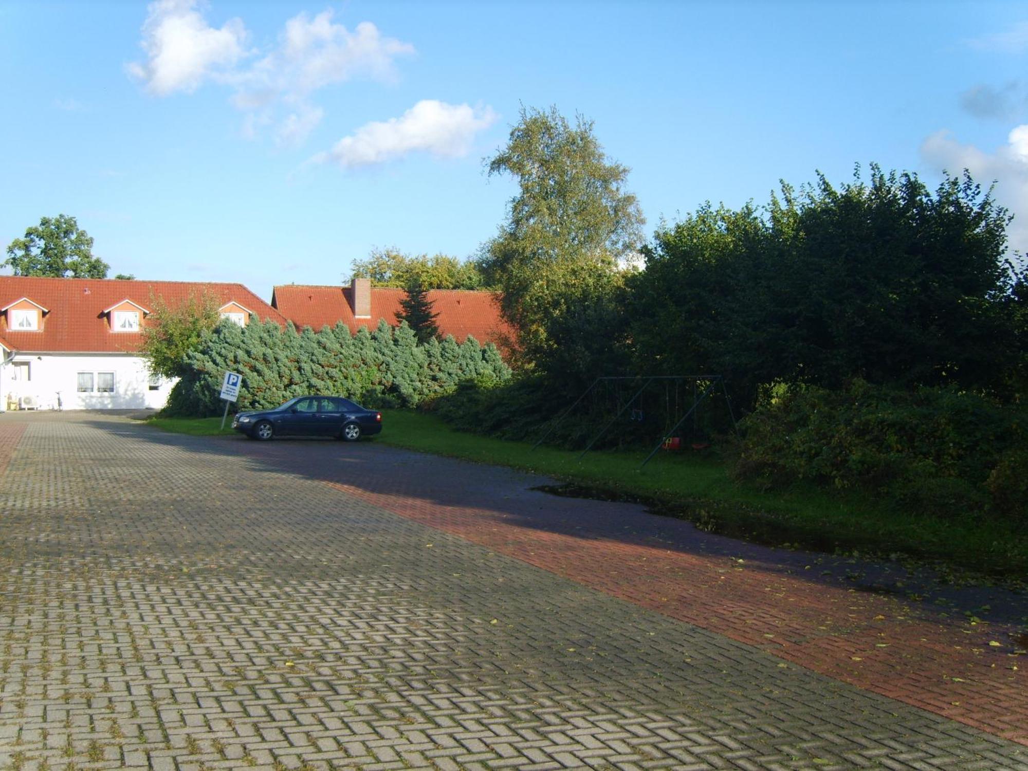 Hotel-Garni "Hof Von Hannover" Wittmund Eksteriør bilde