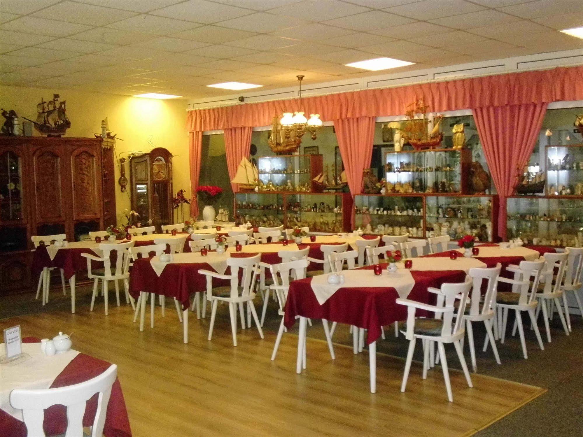 Hotel-Garni "Hof Von Hannover" Wittmund Eksteriør bilde
